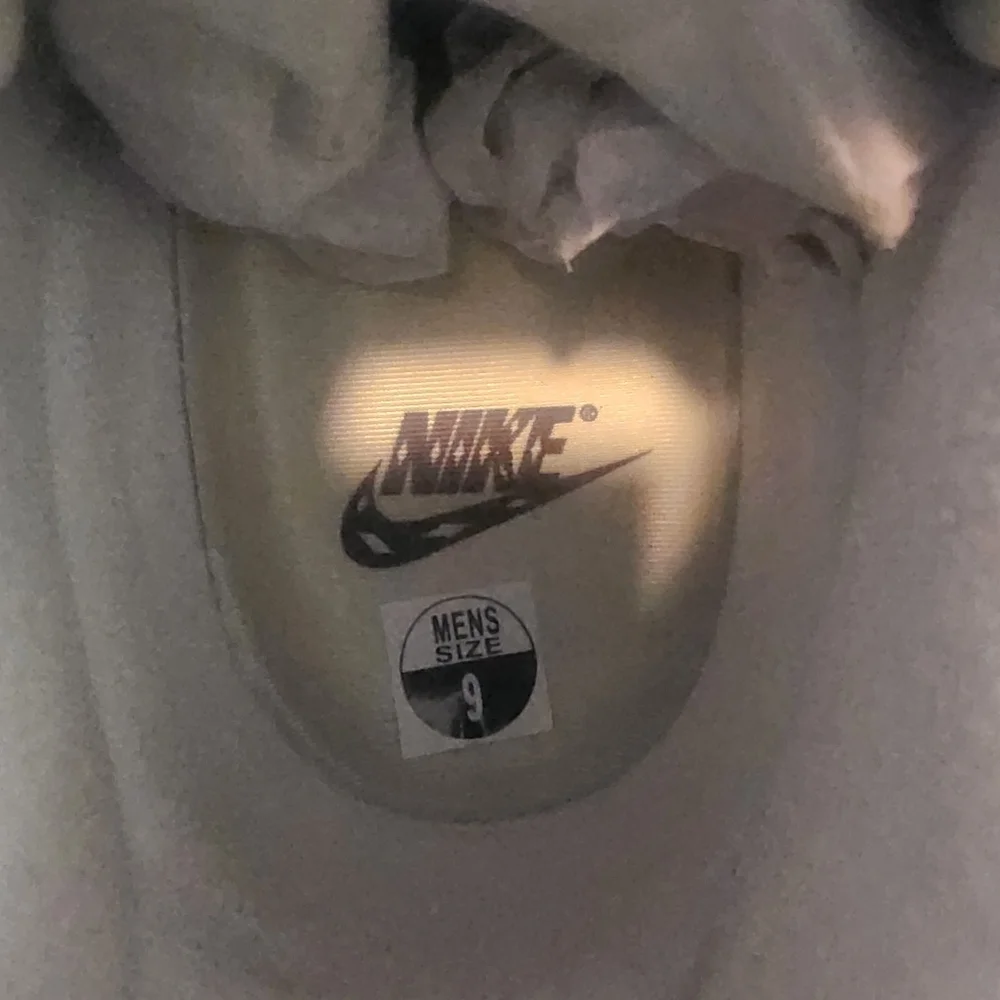 Nike Attack x Social Status Summit White Sneakers DZ4636-100 Mens Size 9